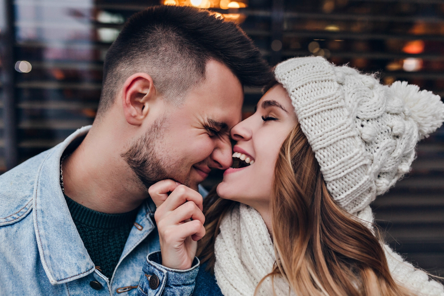 AI Kiss Generator: 12 Best Free Tools to Create Romantic Videos